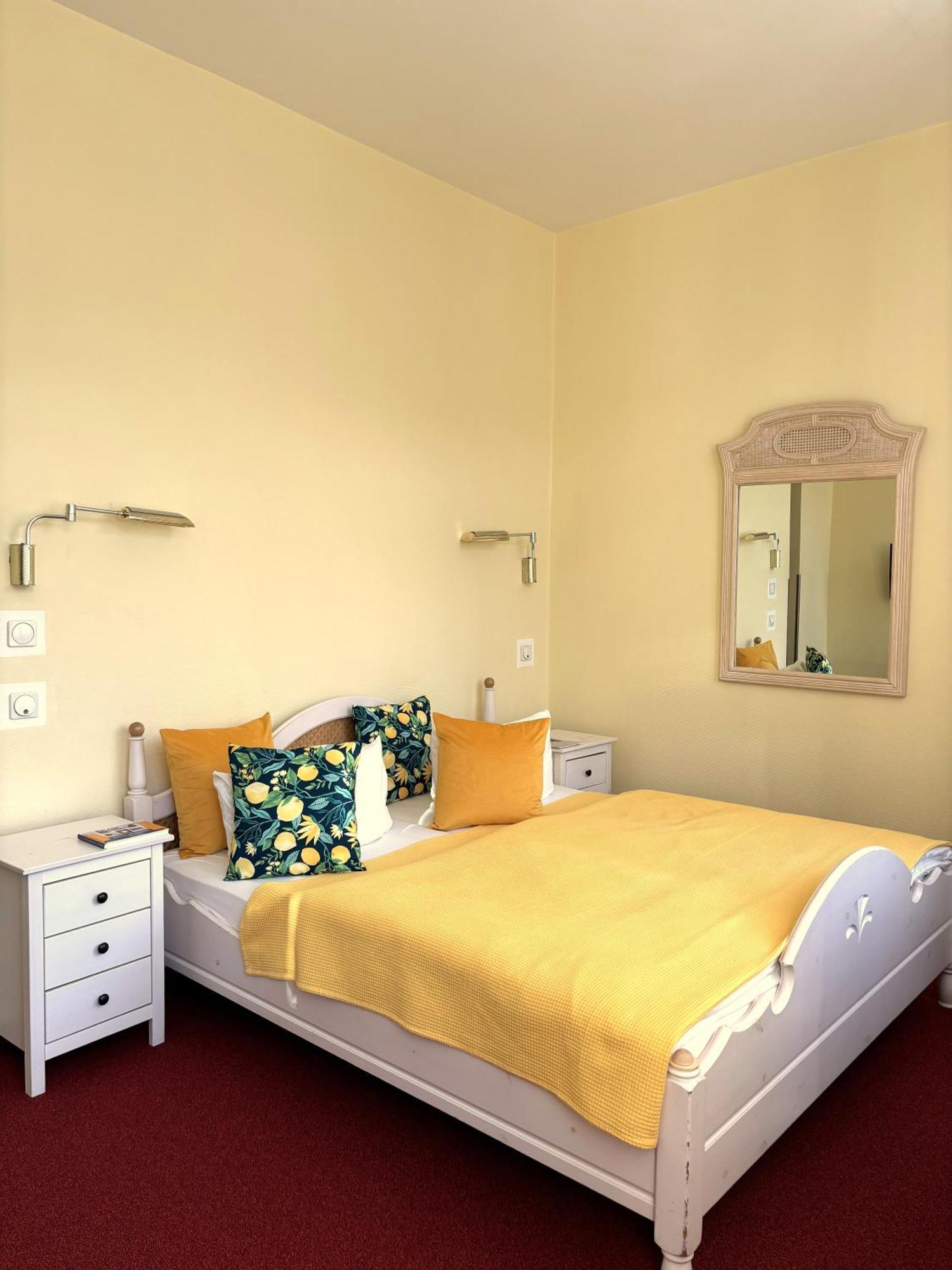 Hotel Villa Hentzel ไวมาร์ ภายนอก รูปภาพ