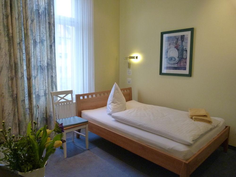Hotel Villa Hentzel ไวมาร์ ภายนอก รูปภาพ